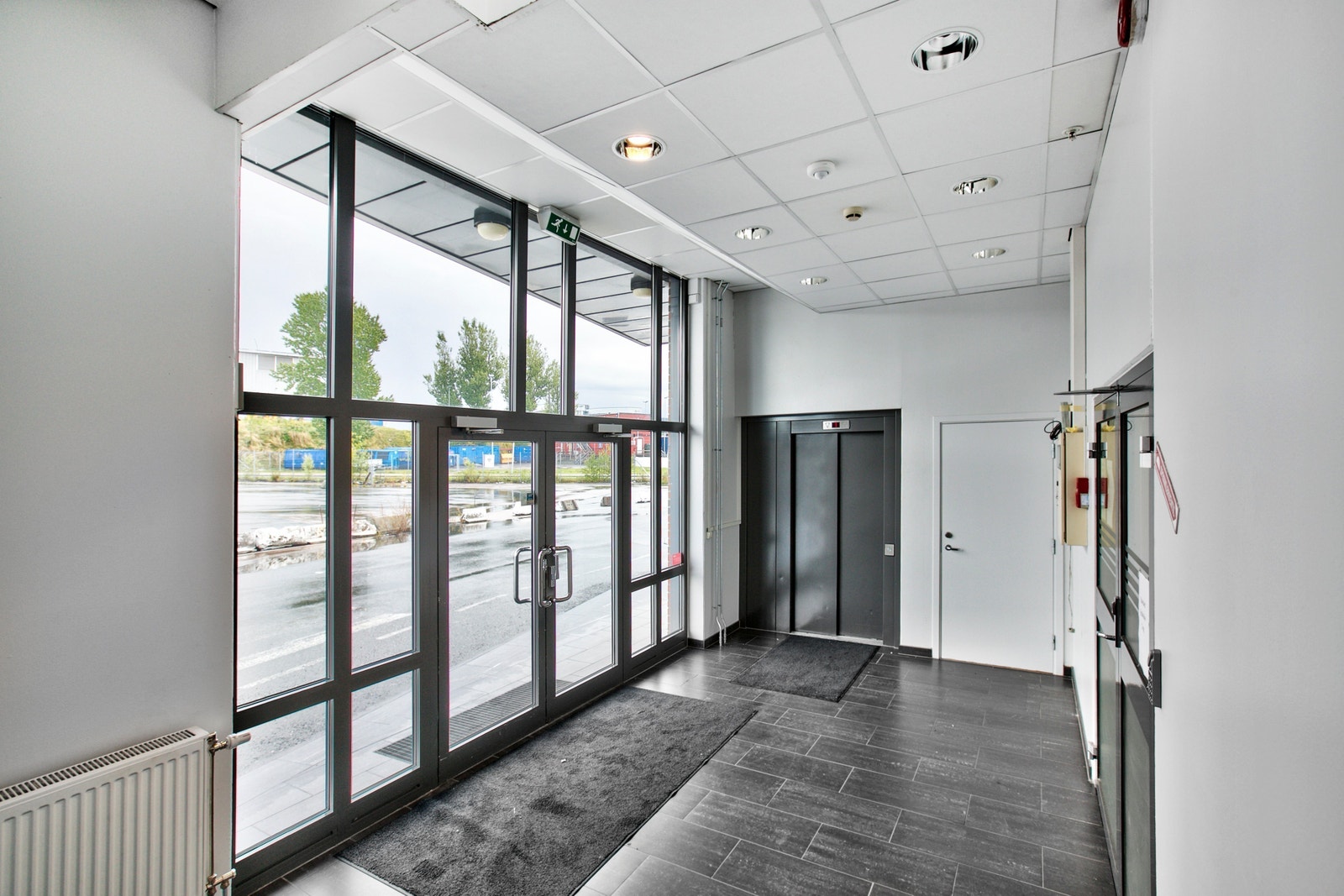 Inngangsparti Galleribilde