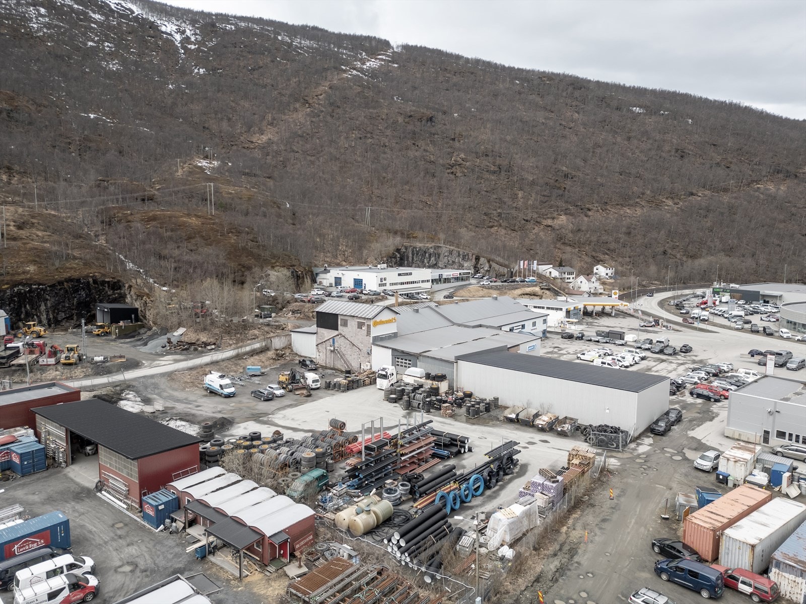 Det er prosjektert utbygging av tomten Galleribilde