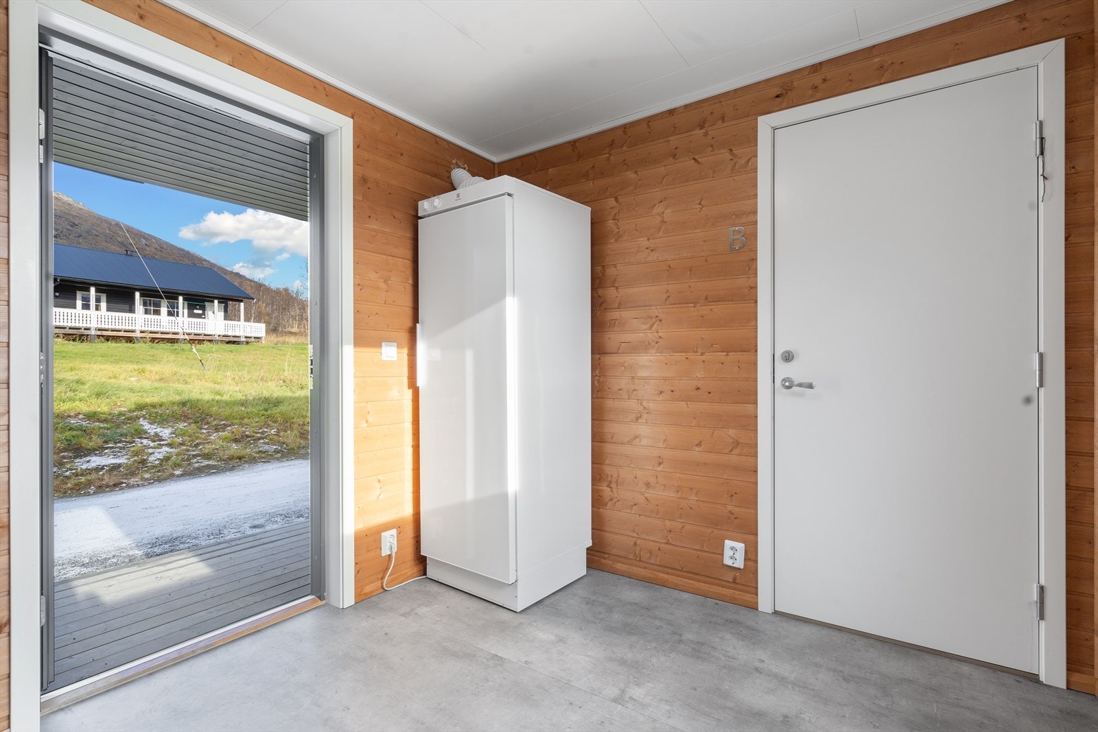 Mellomgang mellom leilighet 3a og 3b Galleribilde