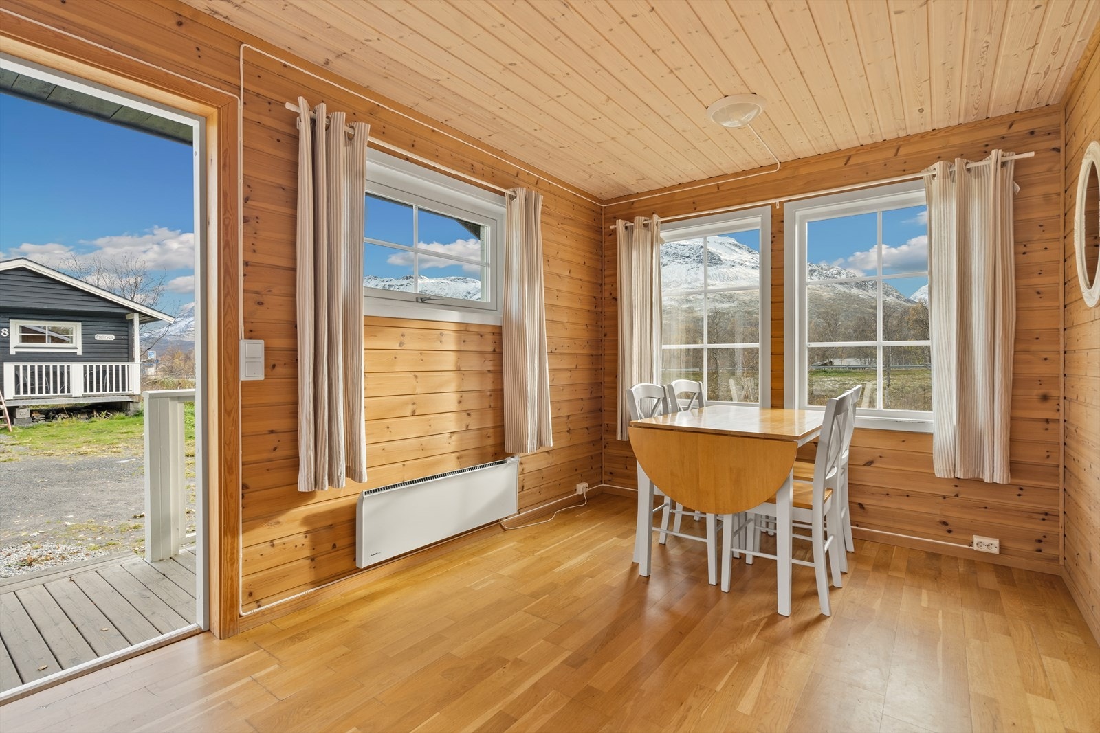 Interiør hytte nr 7 Galleribilde