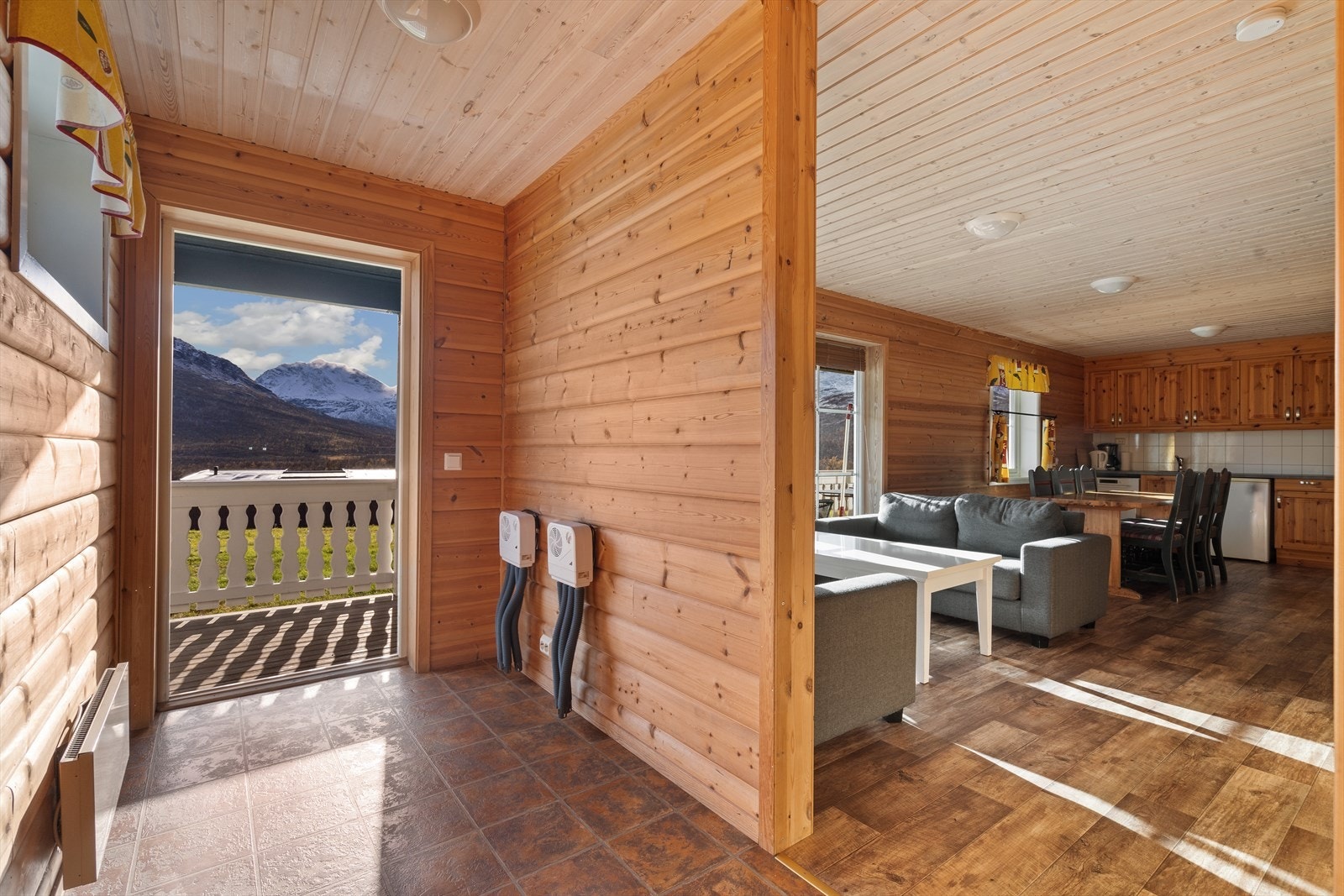 Interiør hytte nr. 9 Galleribilde