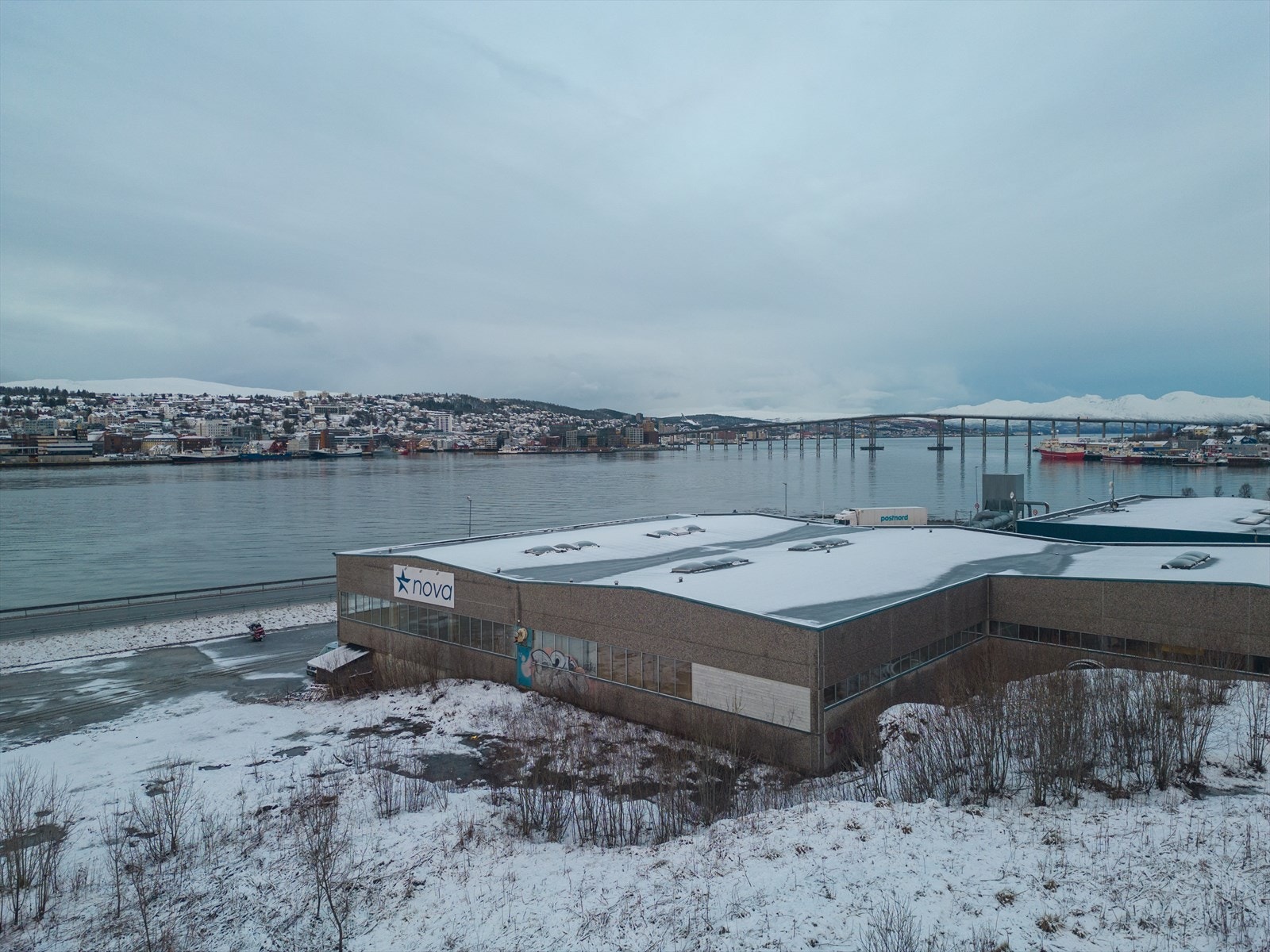 Fasade mot nord, Tromsøs mest synlige lokale? Galleribilde