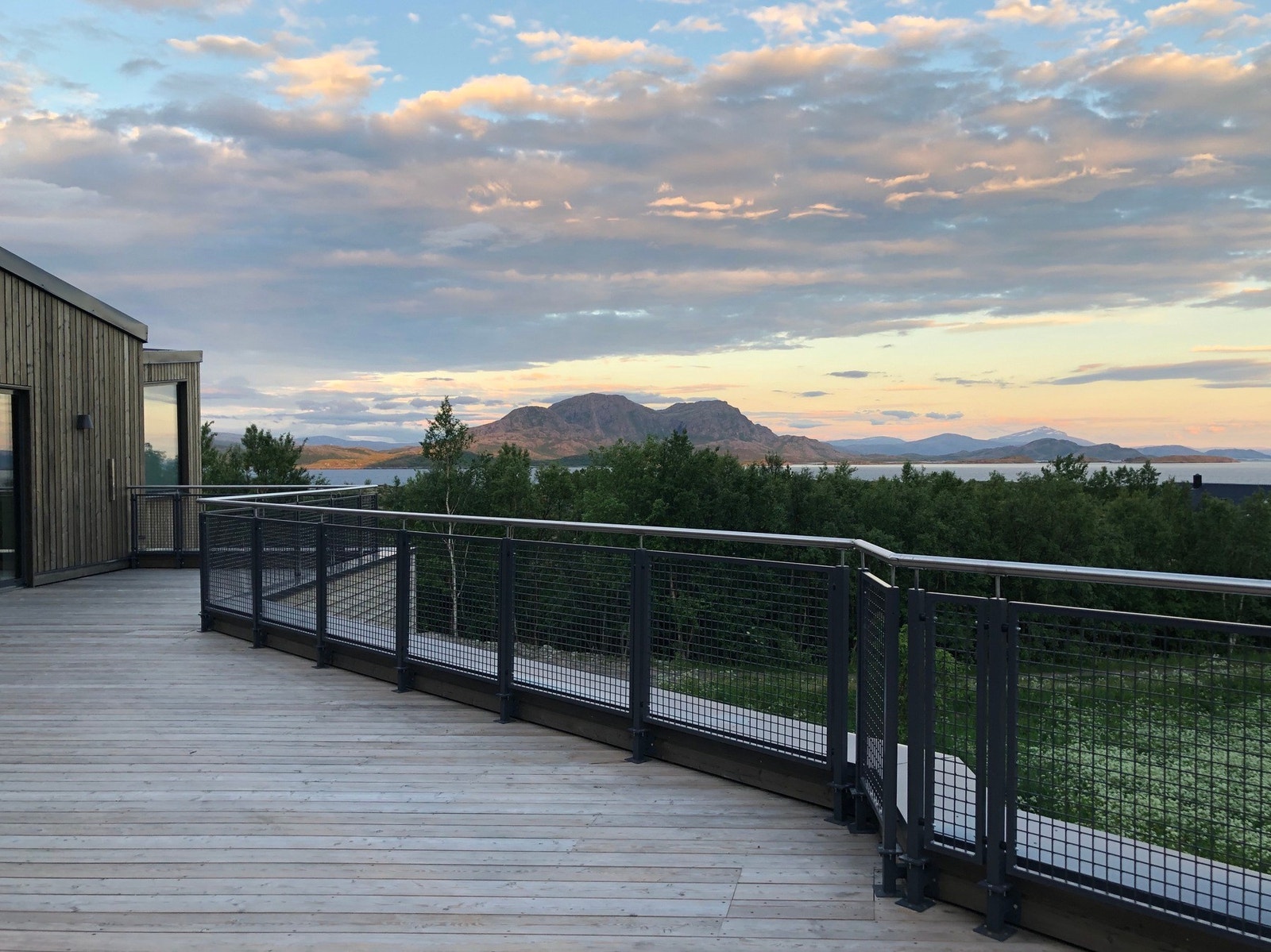 Bilde er privat og tatt en vakker kveld på sommern. Galleribilde