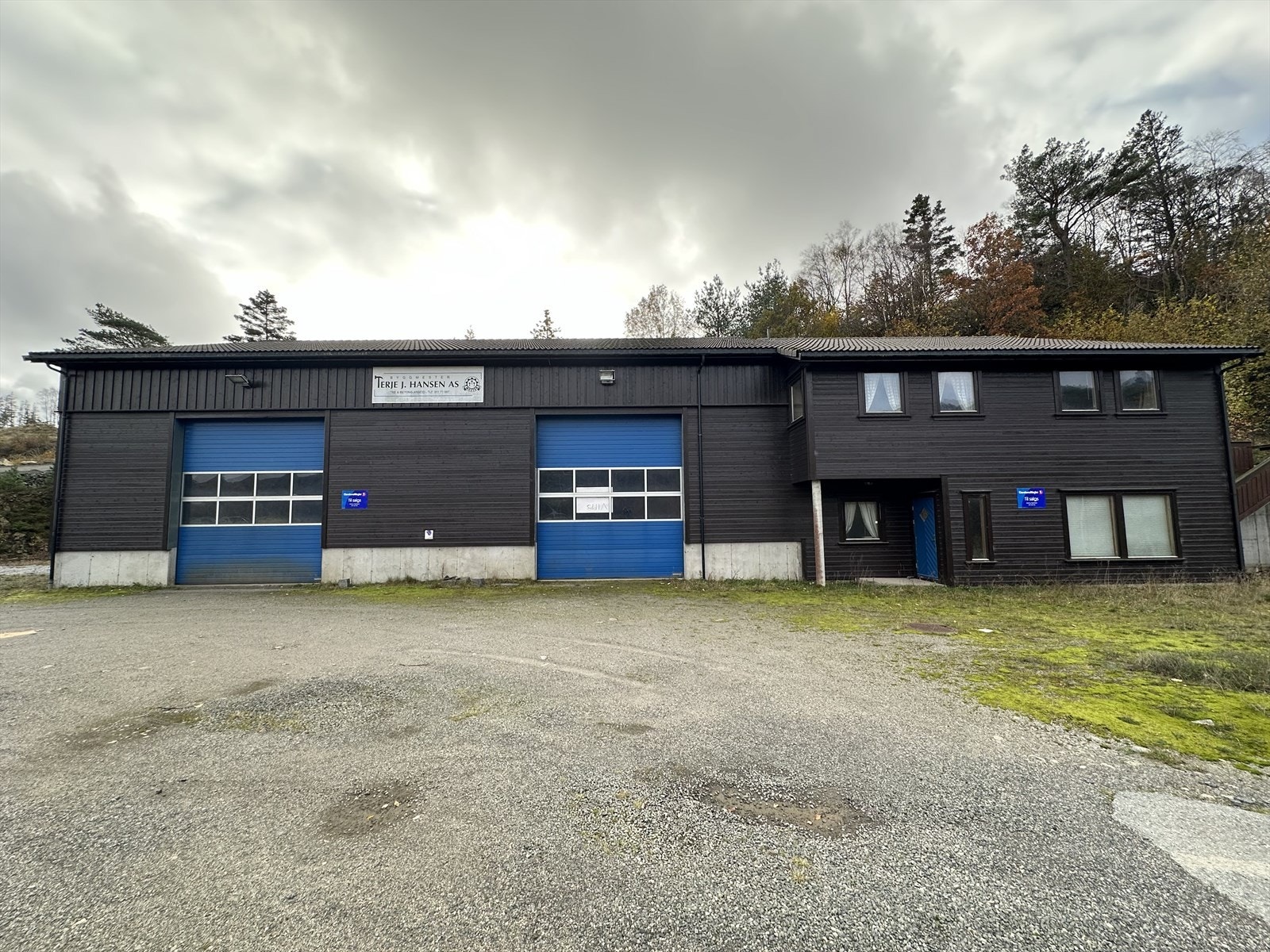 Nøringseiendom i Røsseviga Galleribilde