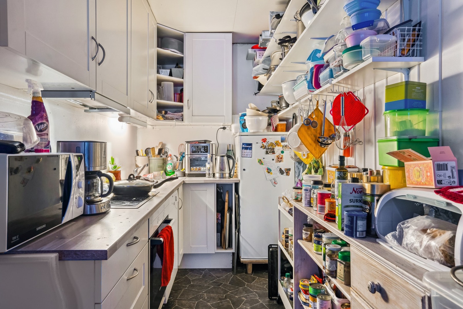 Kjøkken til hovedleilighet. Galleribilde