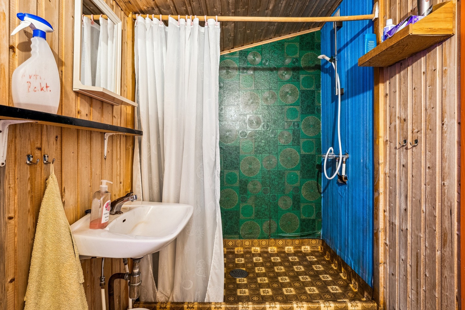 Bad og dusj. Oppgraderingsbehov. Galleribilde