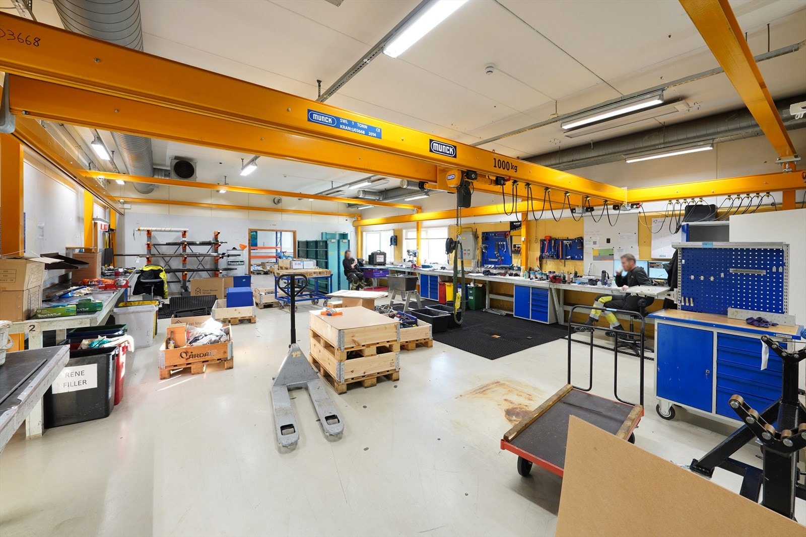 Hall i bygg 4 Galleribilde