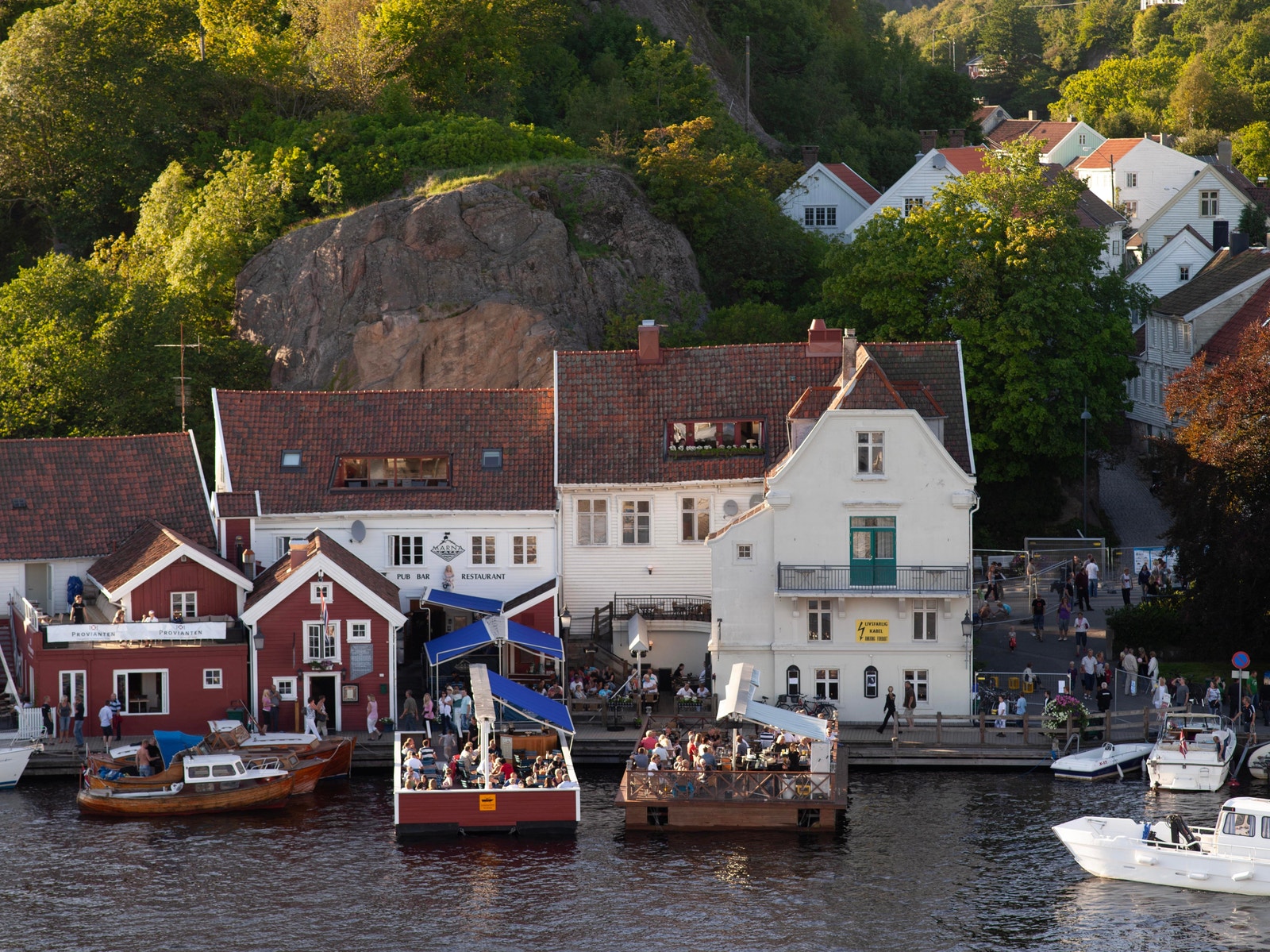 Mandals beste beliggenhet? Galleribilde