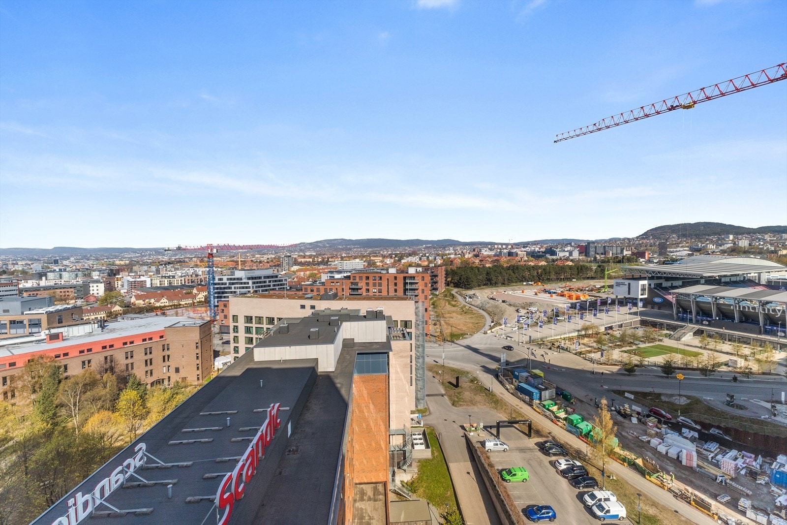 Utsikt mot Scandic Hotell og Valle Hovin. Galleribilde