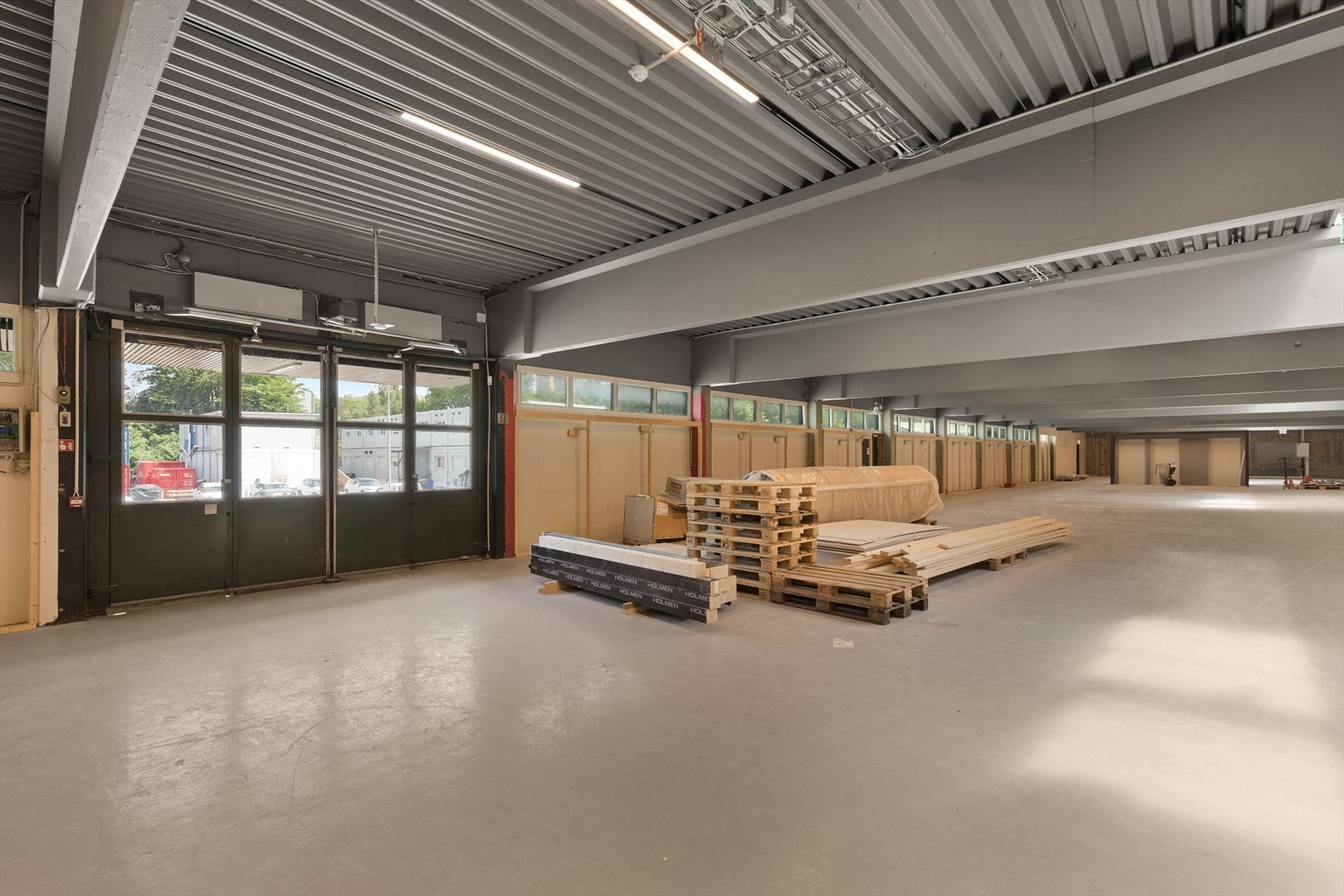 Port/varelevering lagerlokaler (før eventuell oppdeling) Galleribilde
