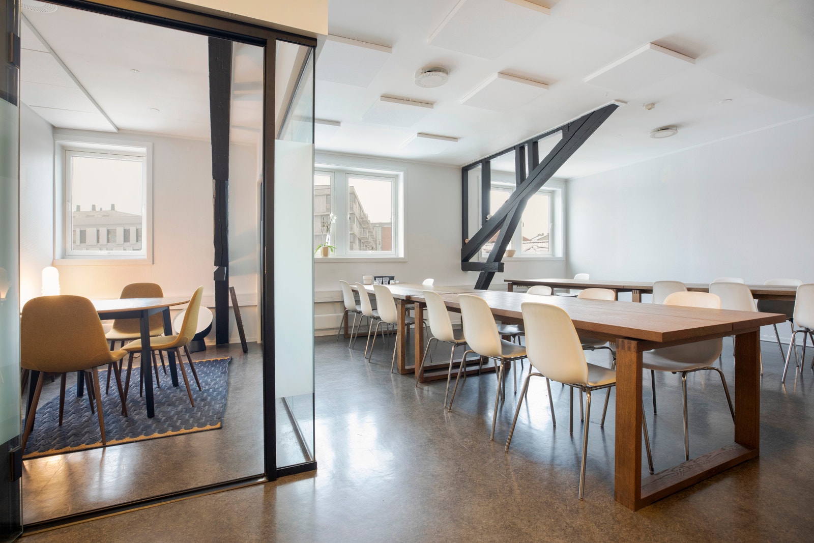 Møterom og spiseområde Galleribilde