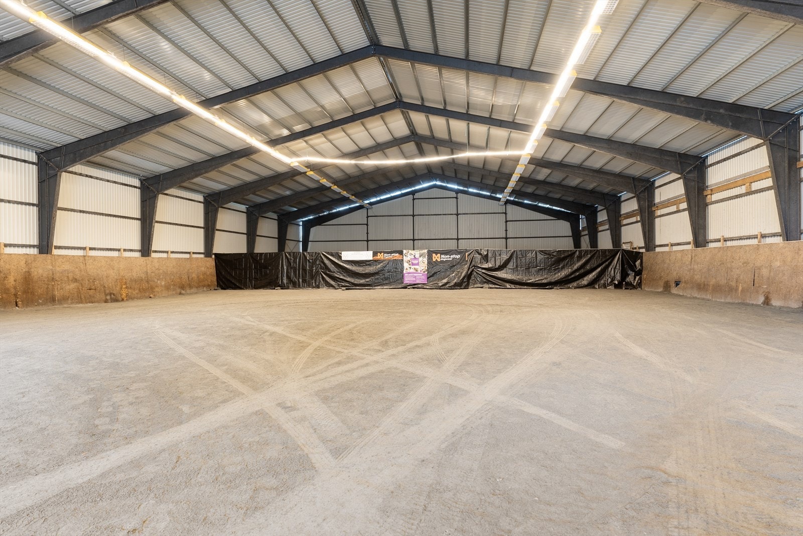 Mulighet for å leie 680 eller 1.030 m2 av hallen Galleribilde