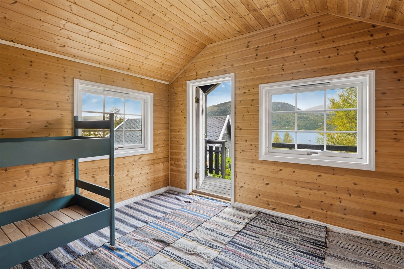 Anneks med ekstra soveplasser. Galleribilde