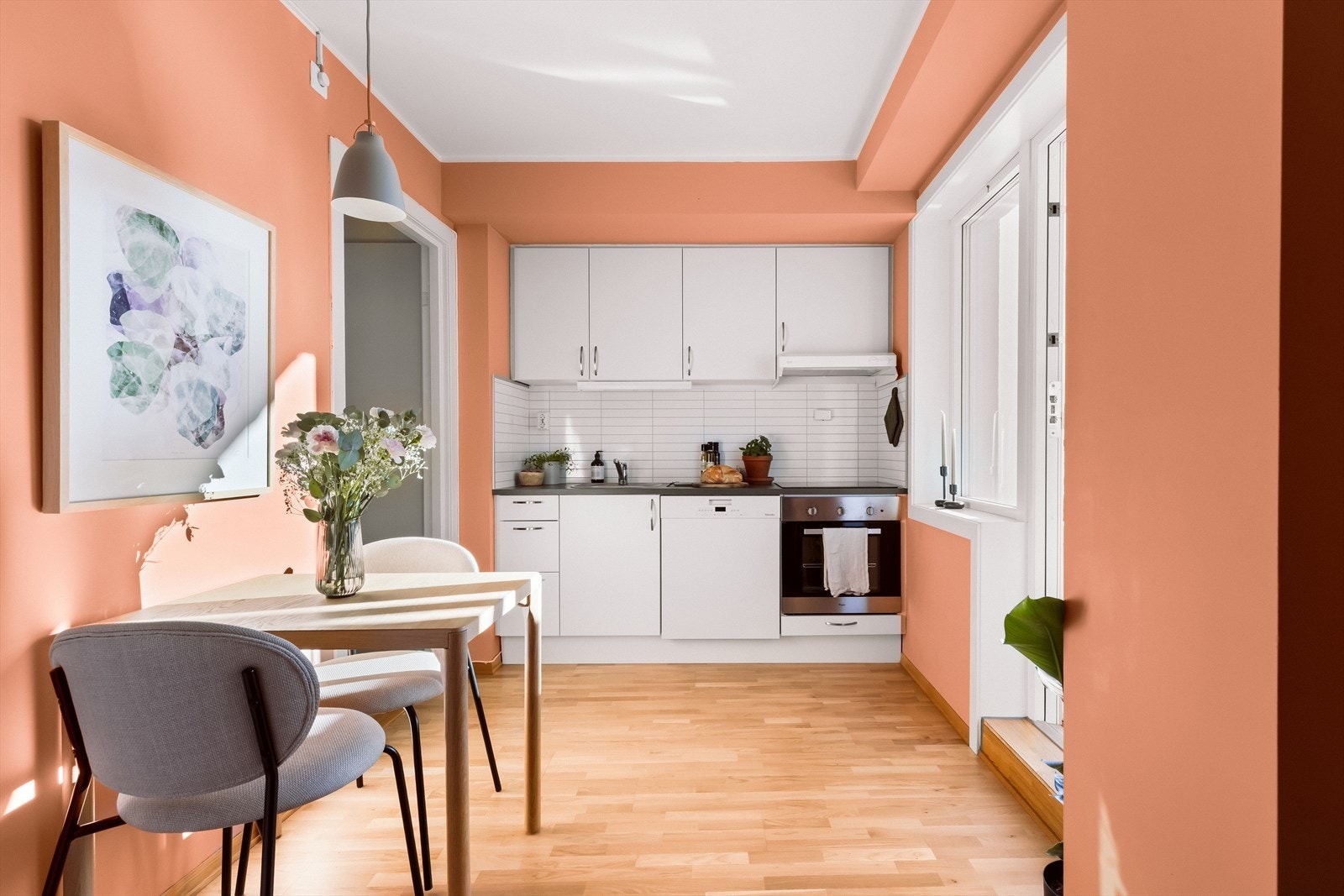 Dette er en lys og trivelig studioleilighet med attraktiv beliggenhet på Bjølsen! Galleribilde