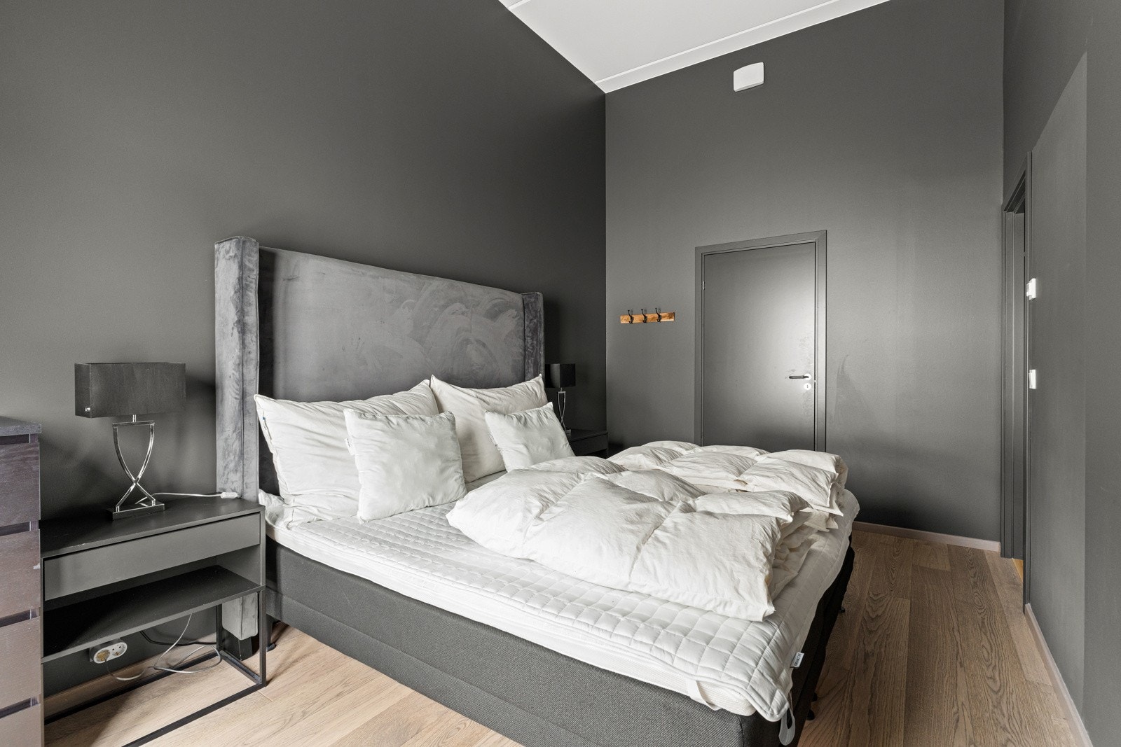 Hev og senk seng som koster 20.000,- ny, Galleribilde