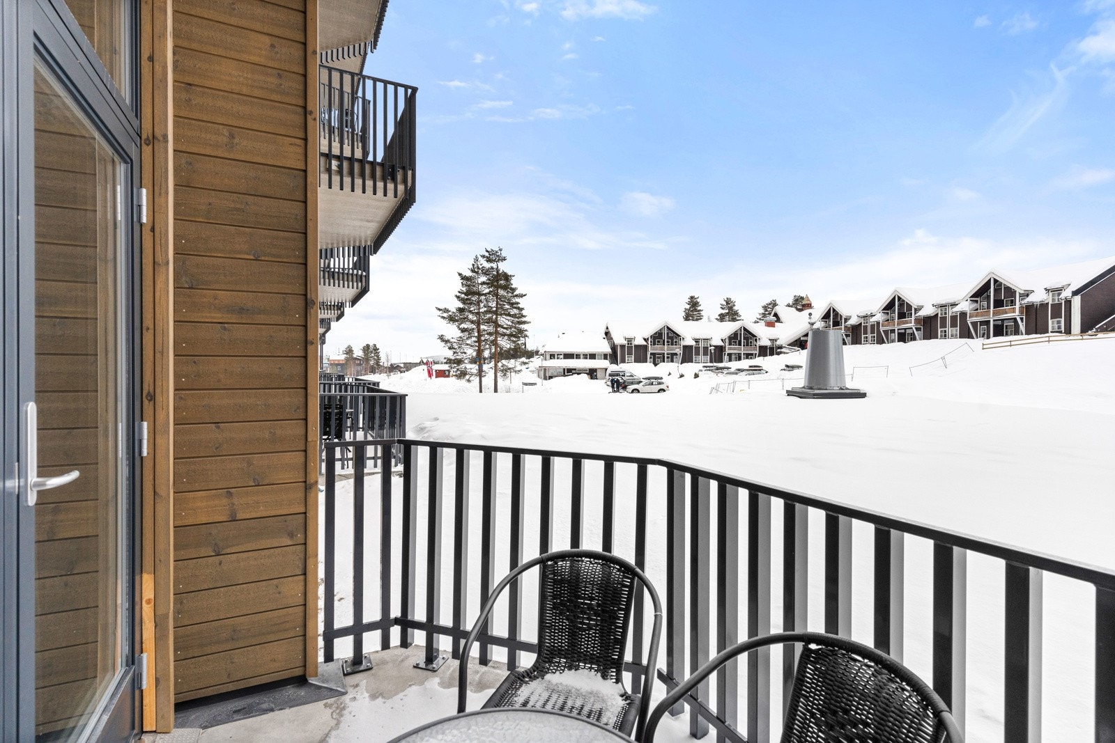 Her kan du trekke deg tilbake i finværet på din private balkong. Galleribilde