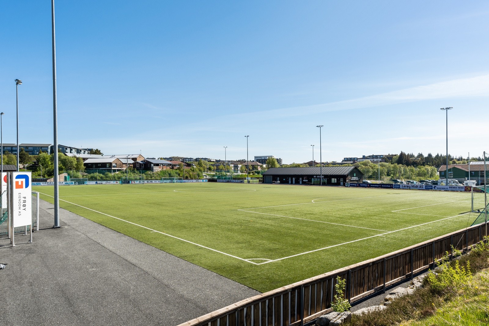 Nærhet til fotballstadion ved Fillan. Galleribilde