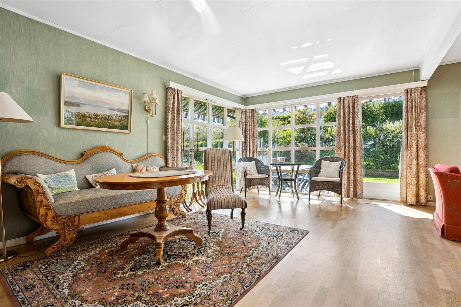 I 1. etasje ligger en romslig stue. Galleribilde