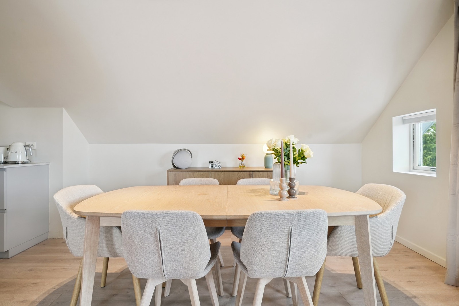 Spiseavdeling. Galleribilde