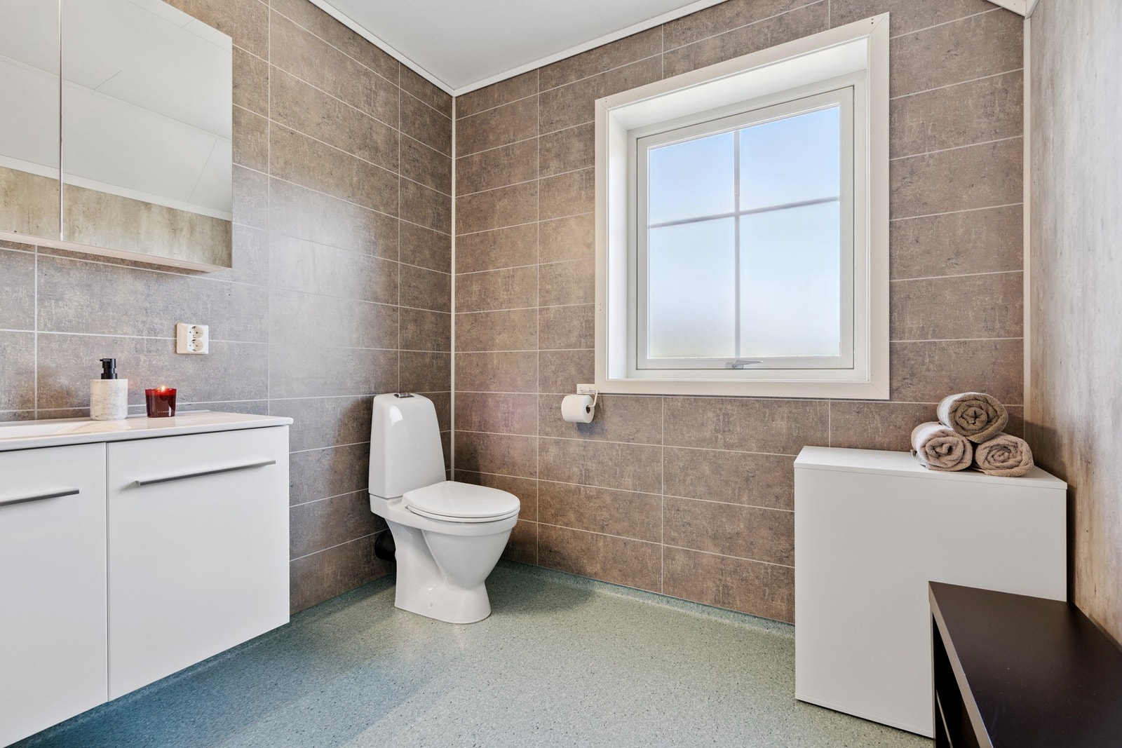 Bad loftetasje Galleribilde