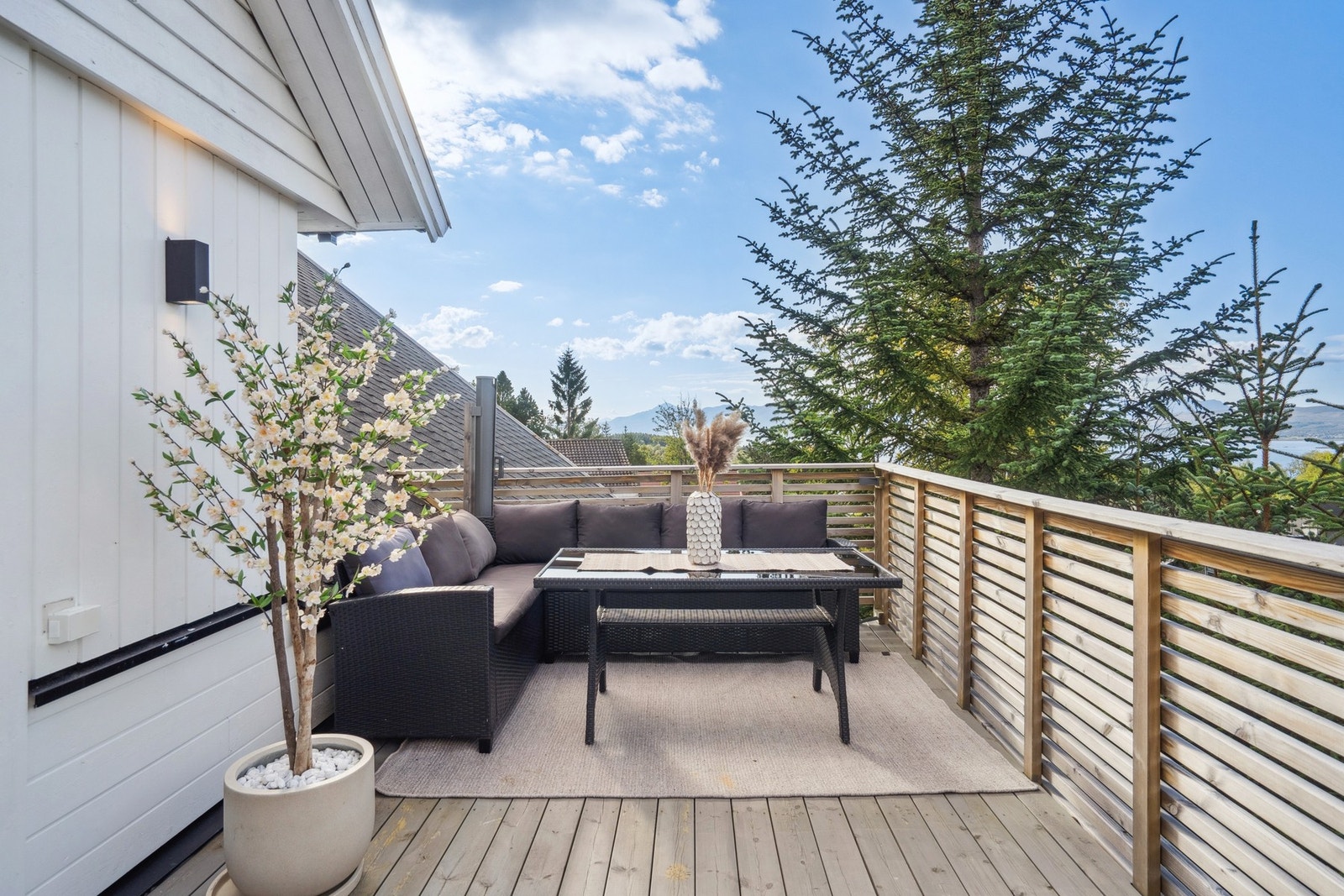 Balkonger med gode sol- og utsiktsforhold. Galleribilde