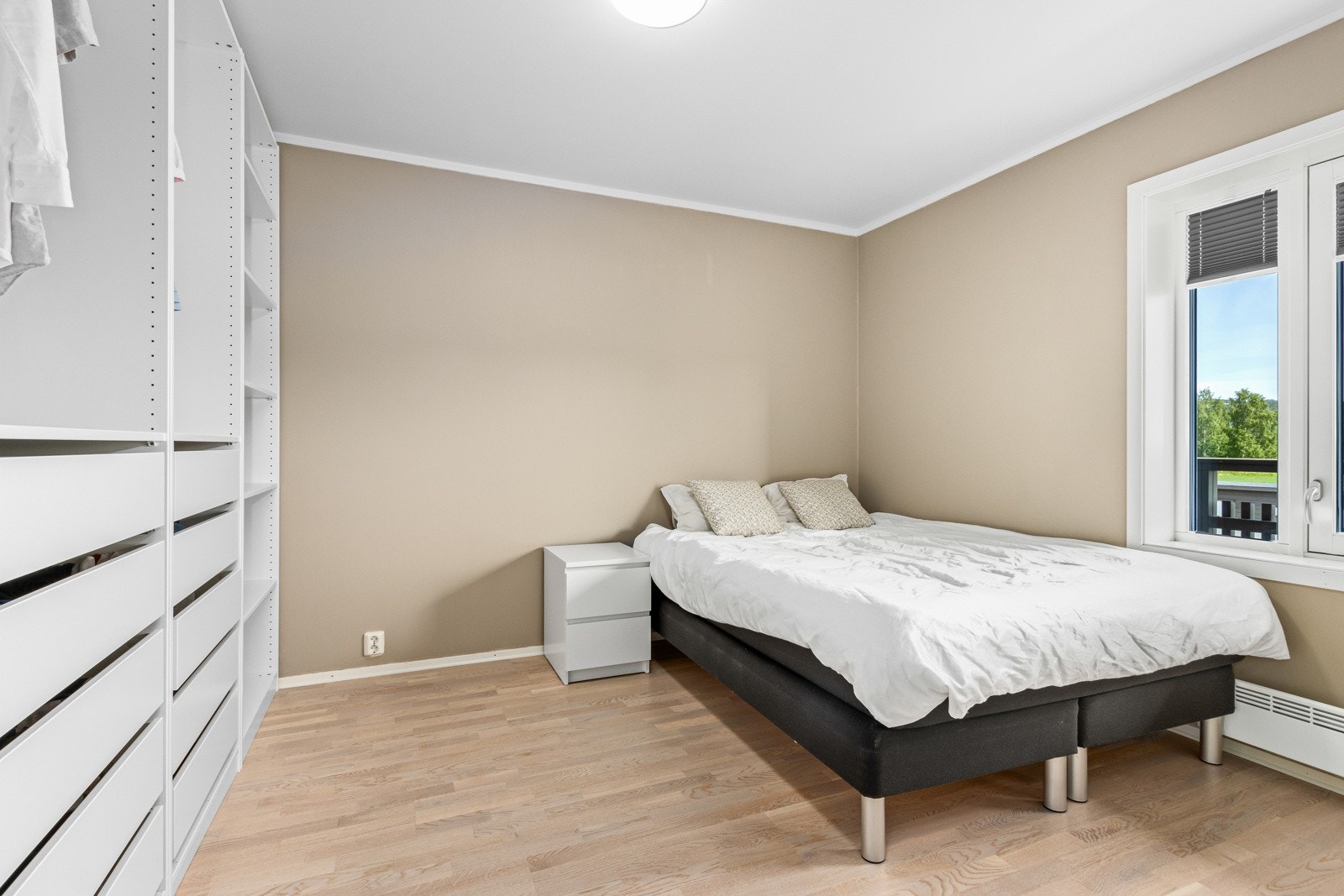 Hovedsoverom på nesten 12 kvm. Galleribilde