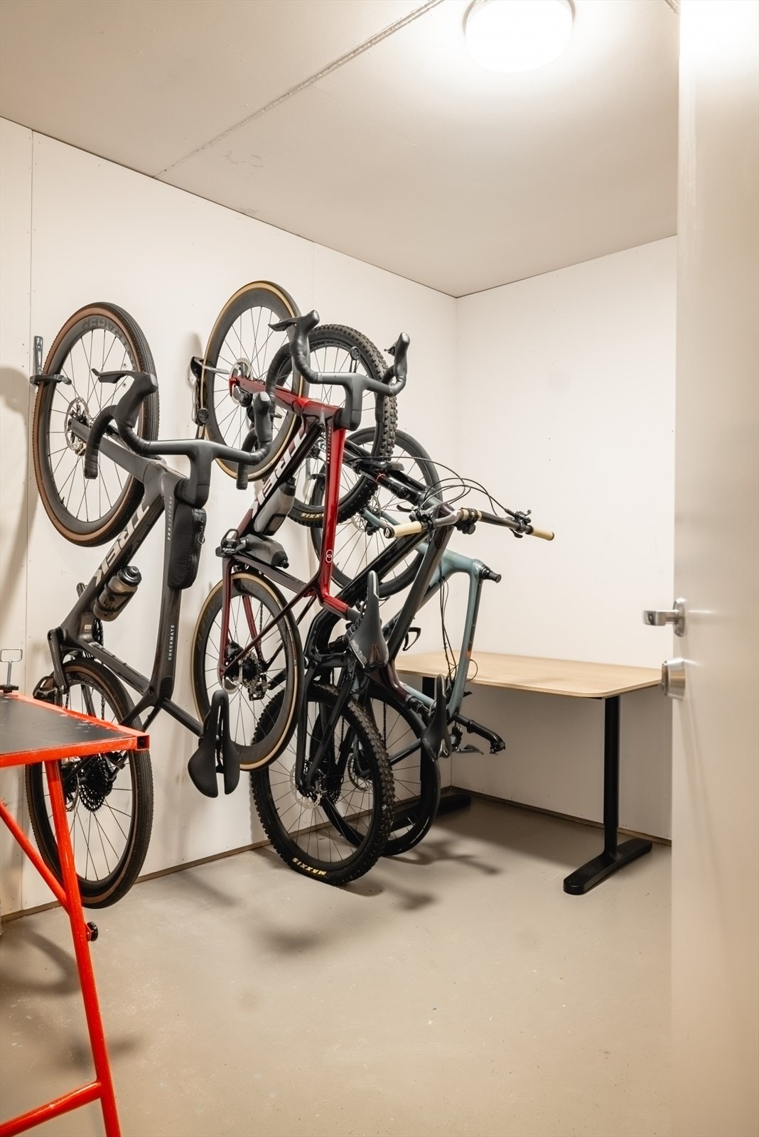 Ekstern bod i boligens 1. Etasje. Galleribilde