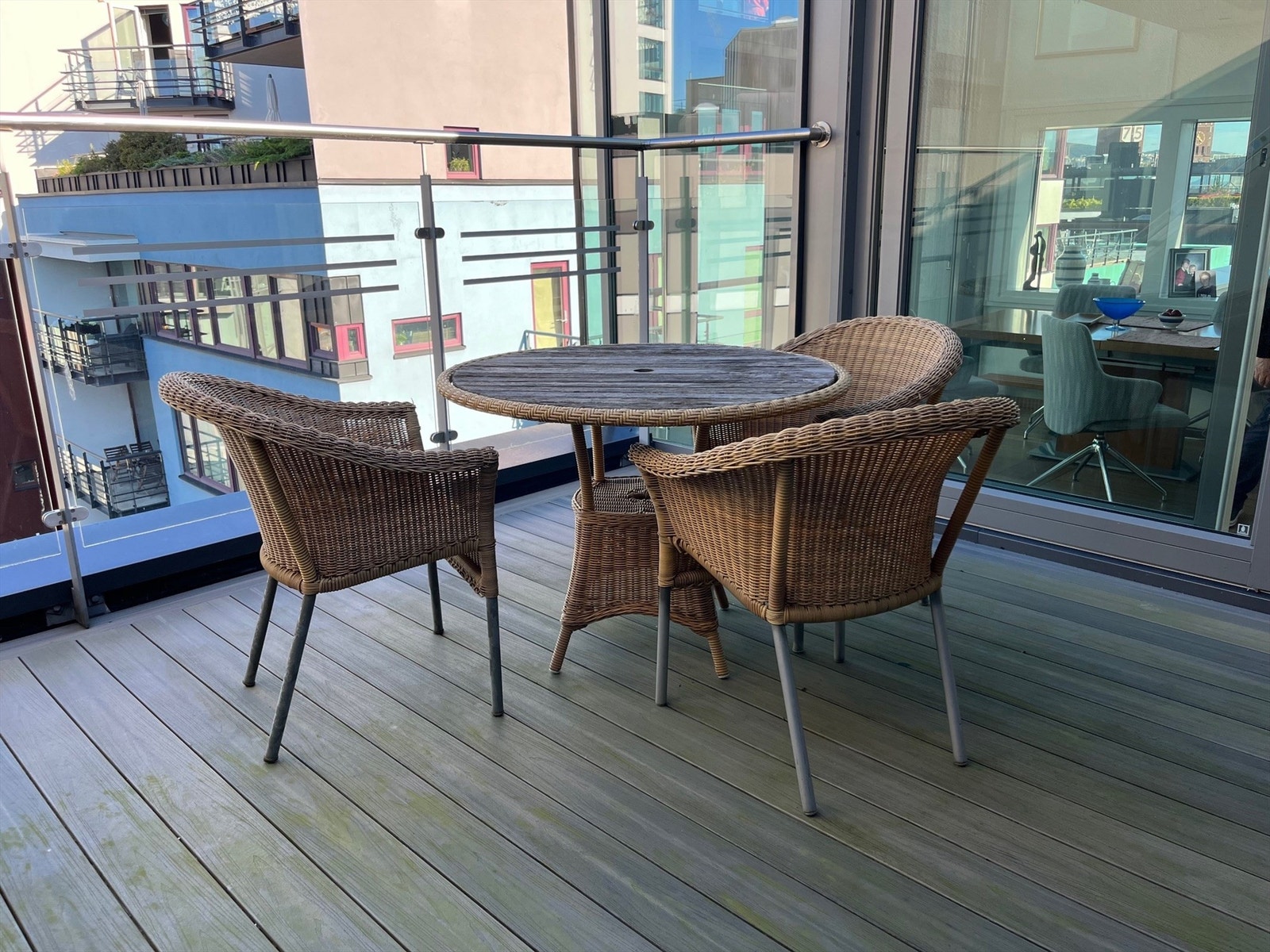 Egen separat balkong ut fra kjøkken. Galleribilde