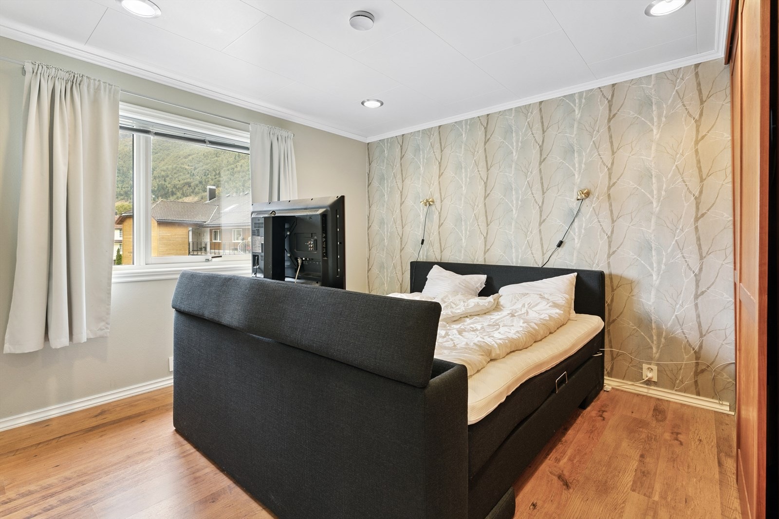 Soverom I, i hovudetasje Galleribilde