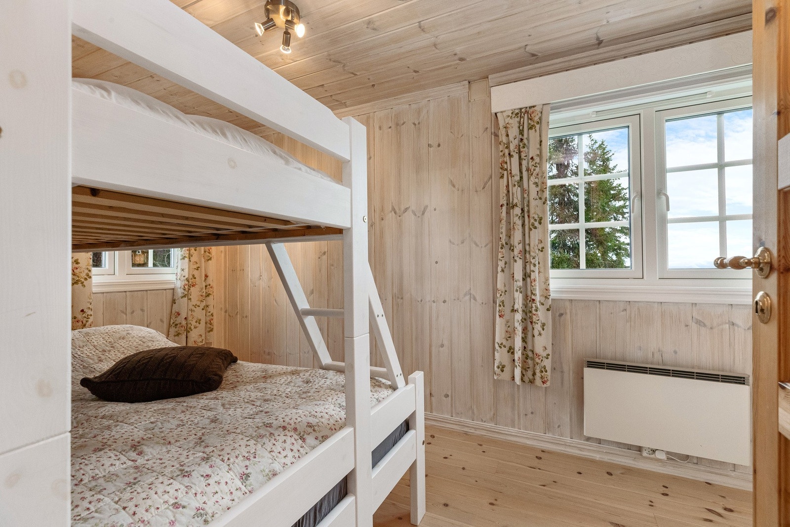 Soverom i opprinnelig del Galleribilde