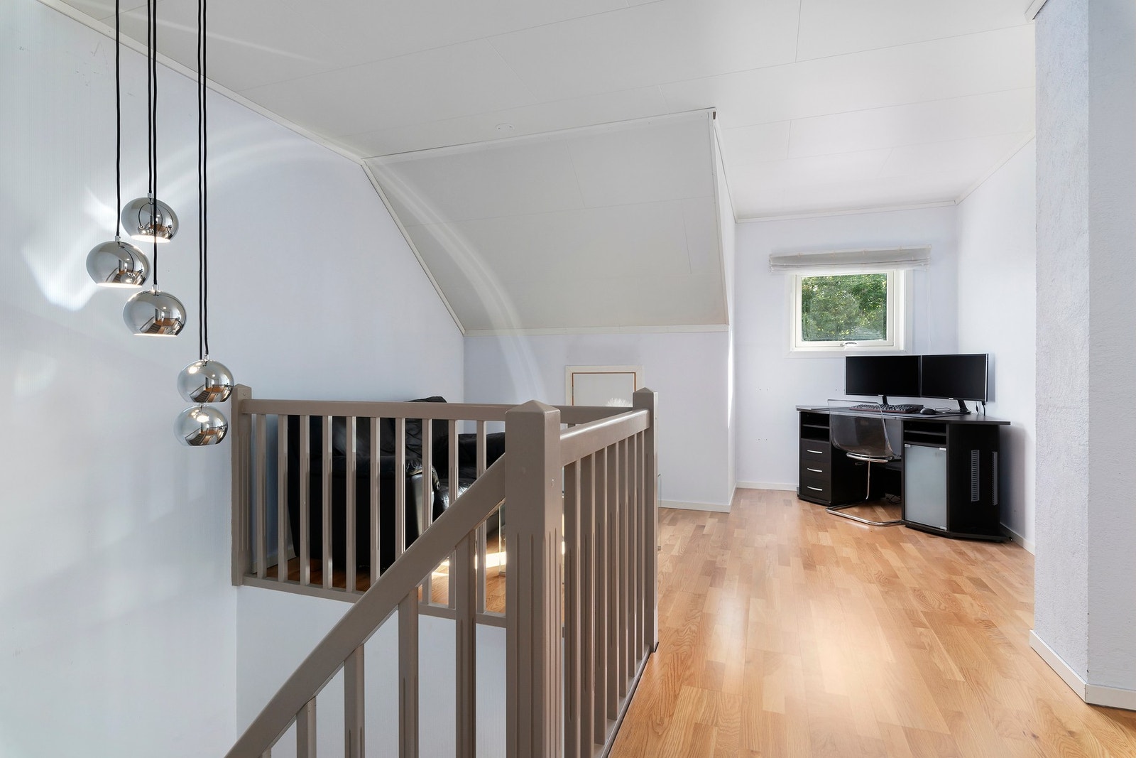 Loftstuen kan kombineres med kontor. Galleribilde