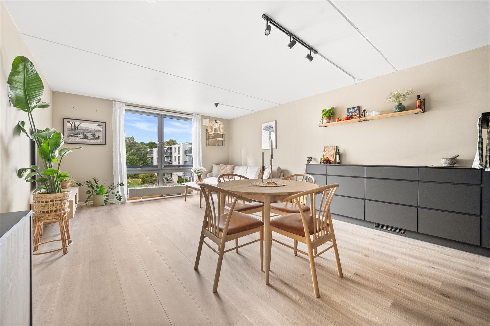 Kasper Hillås har gleden av å presentere Marcus Thranes gate 4E! Galleribilde