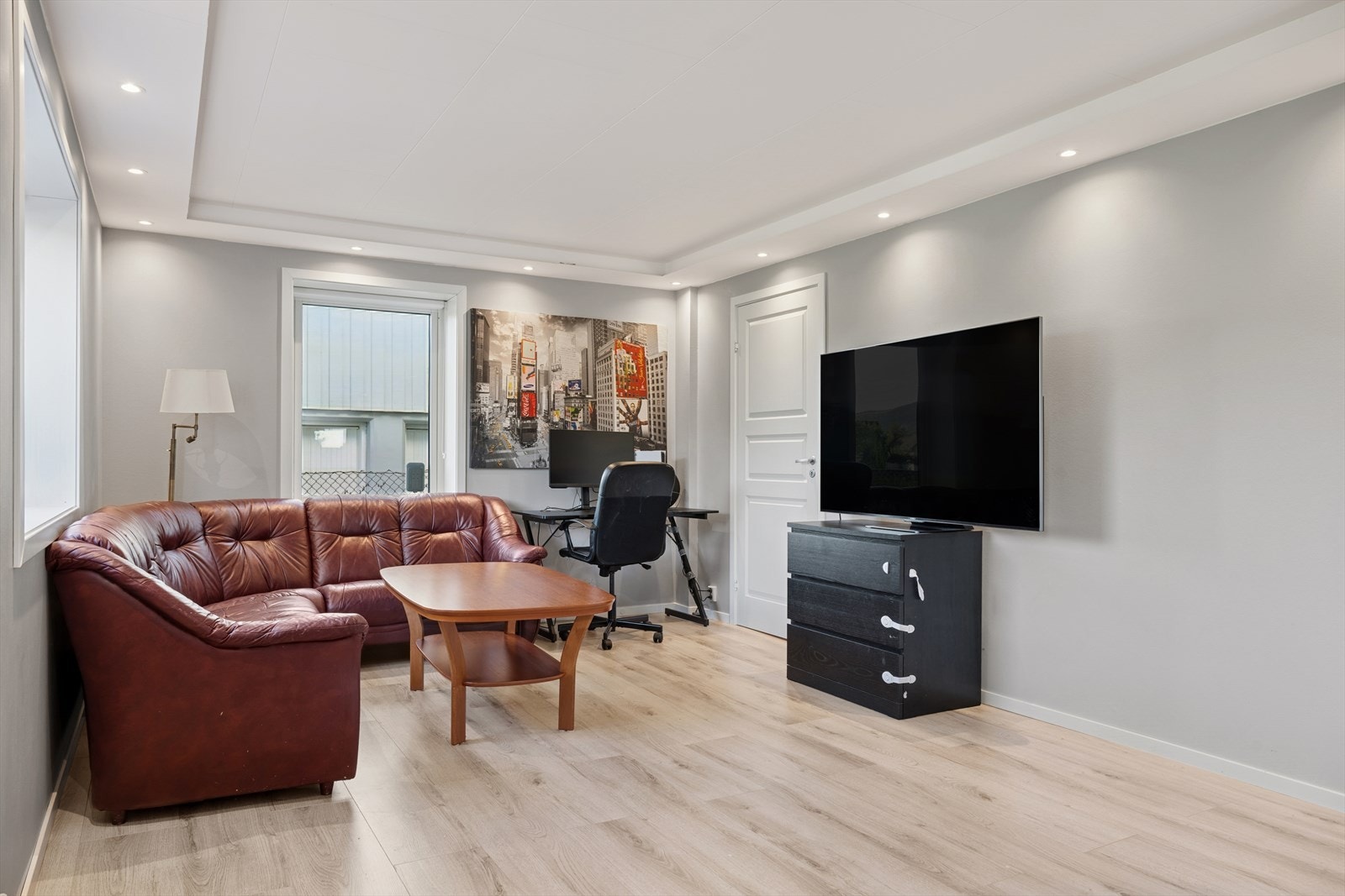 Flotte detaljer med downlights i tak. Galleribilde