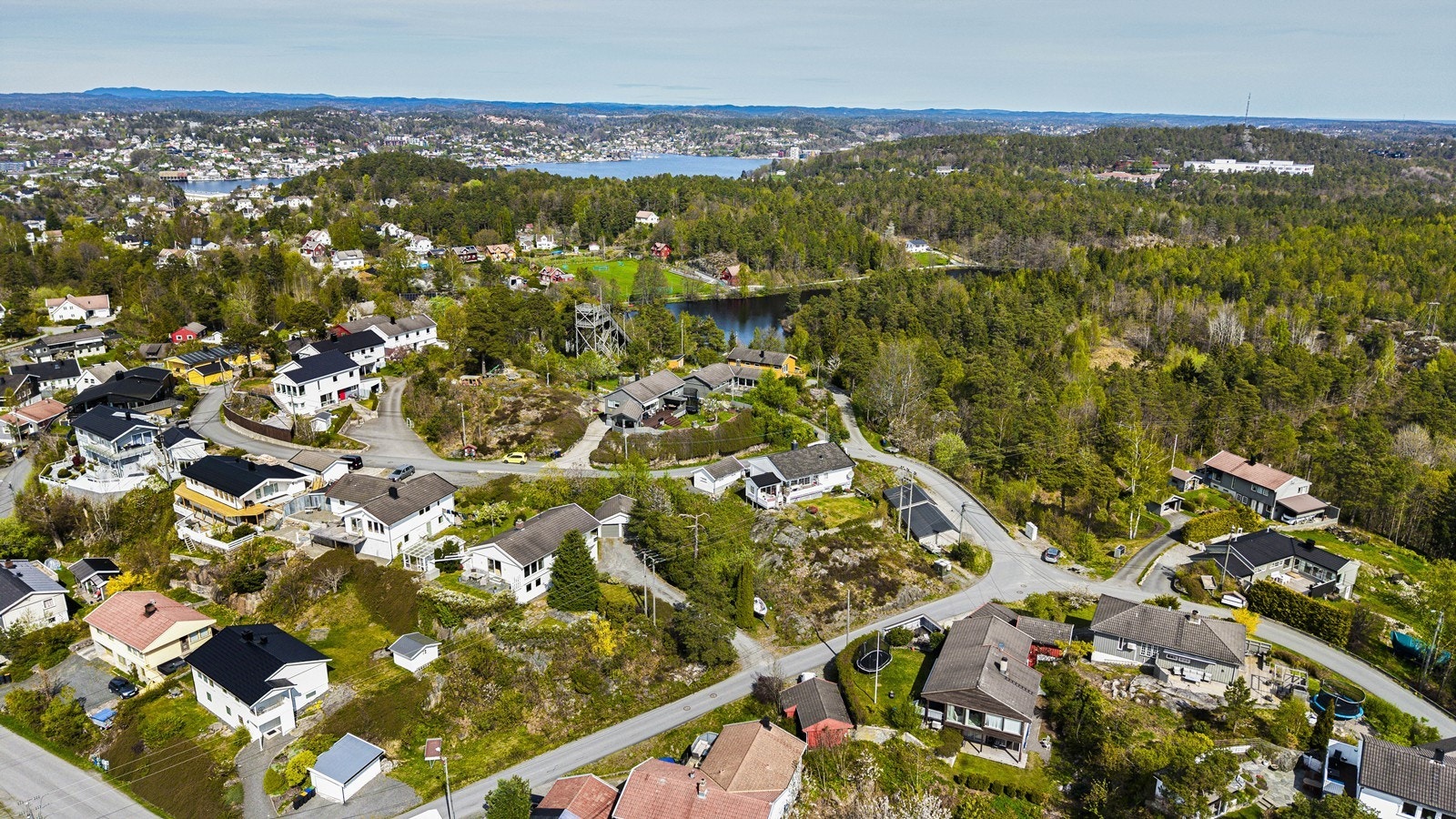 Dronefoto av området Galleribilde