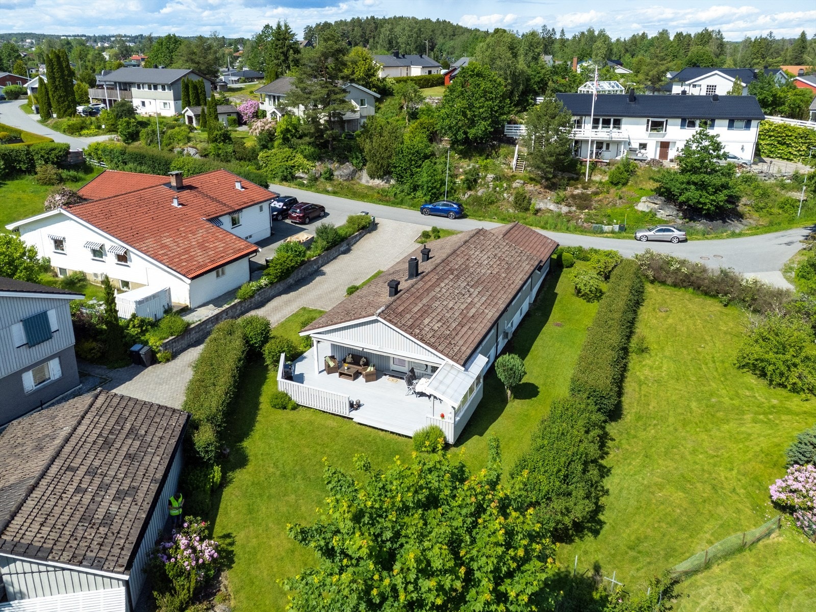 Kun 3 min gange til buss som tar deg til sentrum Galleribilde