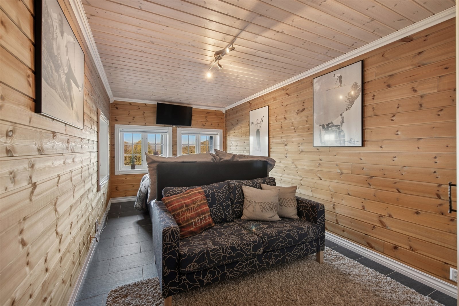 Perfekt som egen fløy for gjester - privat og koselig. Galleribilde