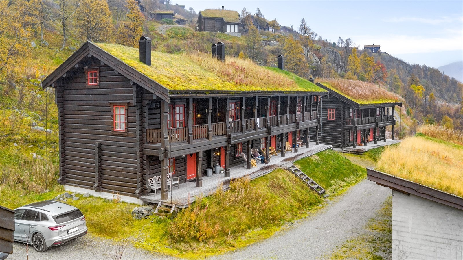 Beliggenhet i veletablert og attraktivt hyttefelt - Ski-in/ski-out Galleribilde