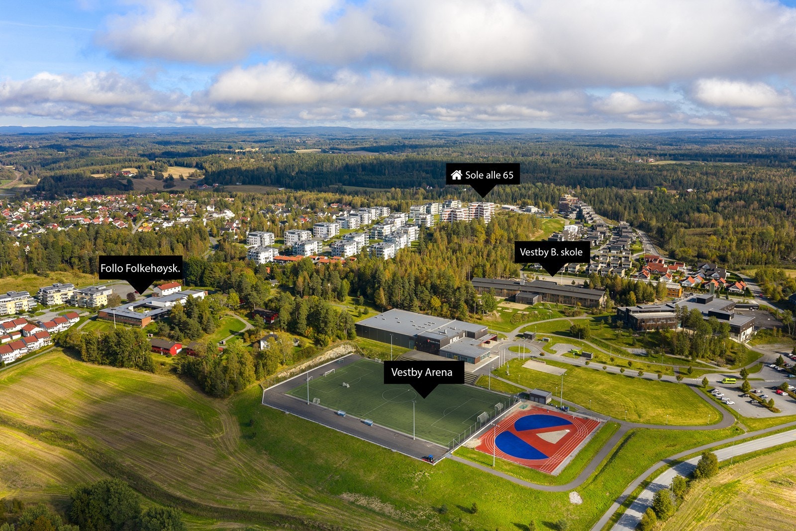 Vestby Arena og idrettsanlegg ligger ved siden av Vestby skole og er et nyere og flott anlegg. Galleribilde