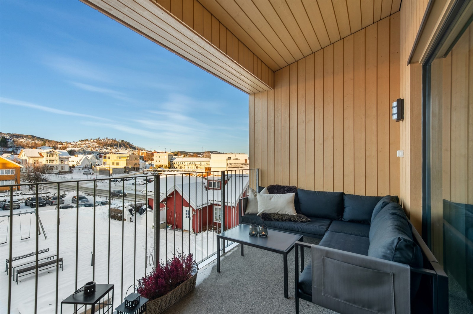 Overbygget veranda som forlenger utesesongen. Galleribilde