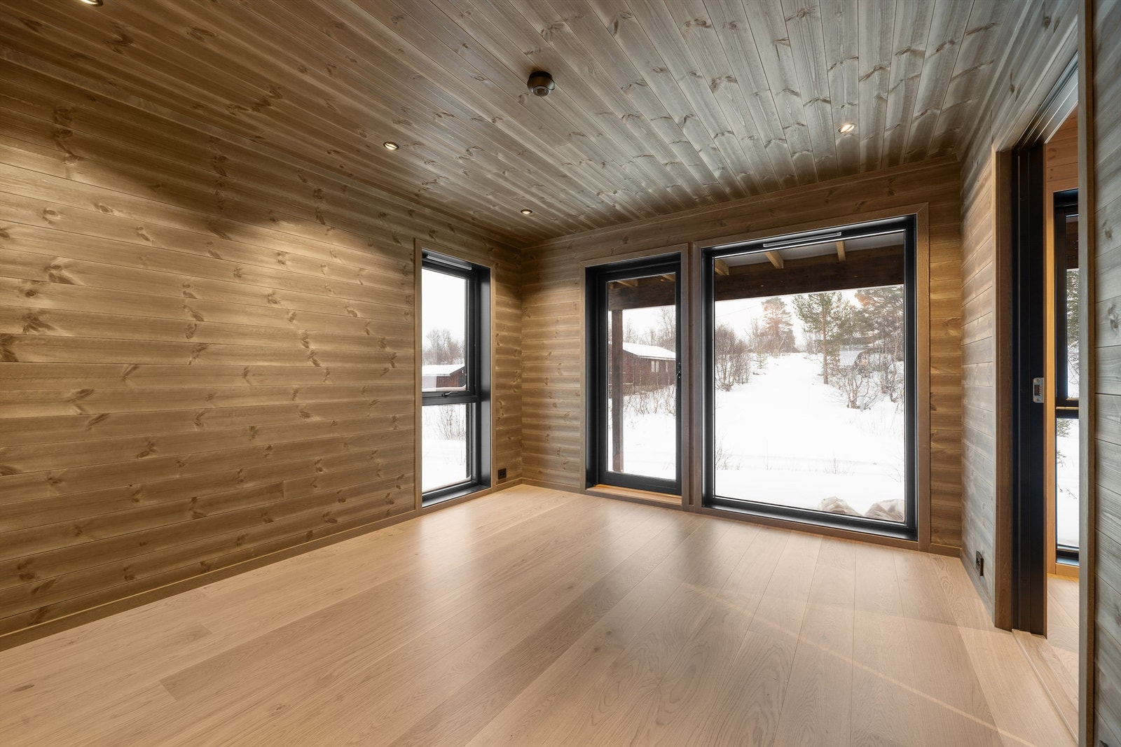 - Velkommen til Dyregrenda sør og Fjellparkvegen 42 - Galleribilde