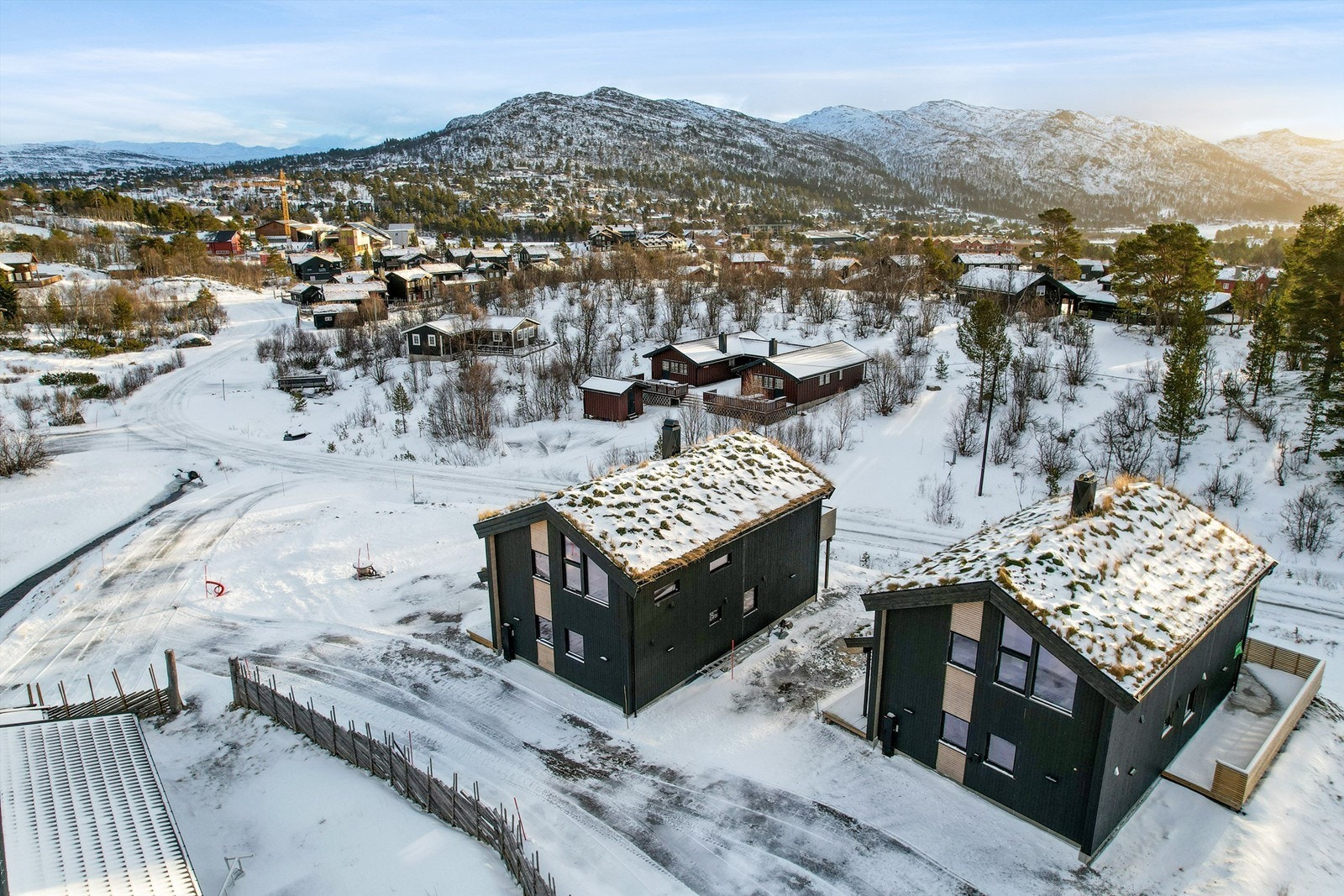 Sentral beliggenhet med gåavstand til alle Hovdens fasiliteter. Galleribilde