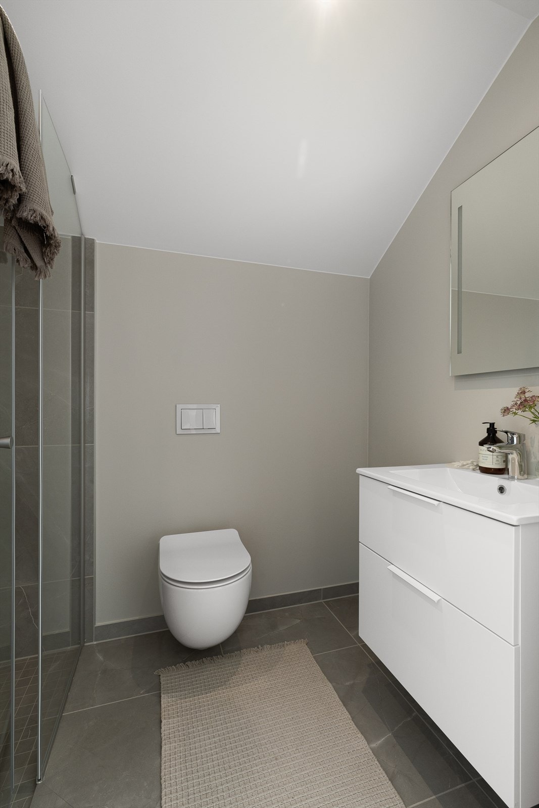 Bad 2 i tilknytning til hovedsoverom Galleribilde