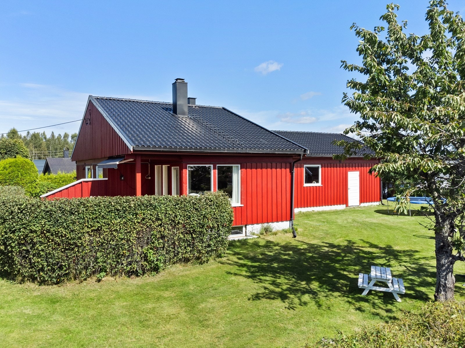 En moderne enebolig med sjarm Galleribilde