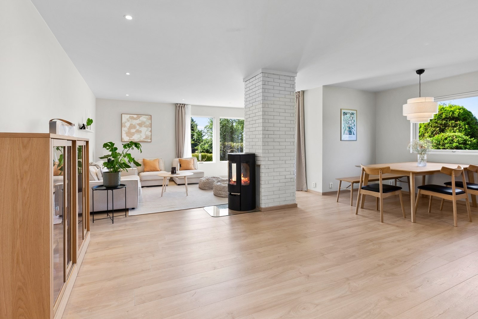 En lun og behagelig stue venter deg Galleribilde