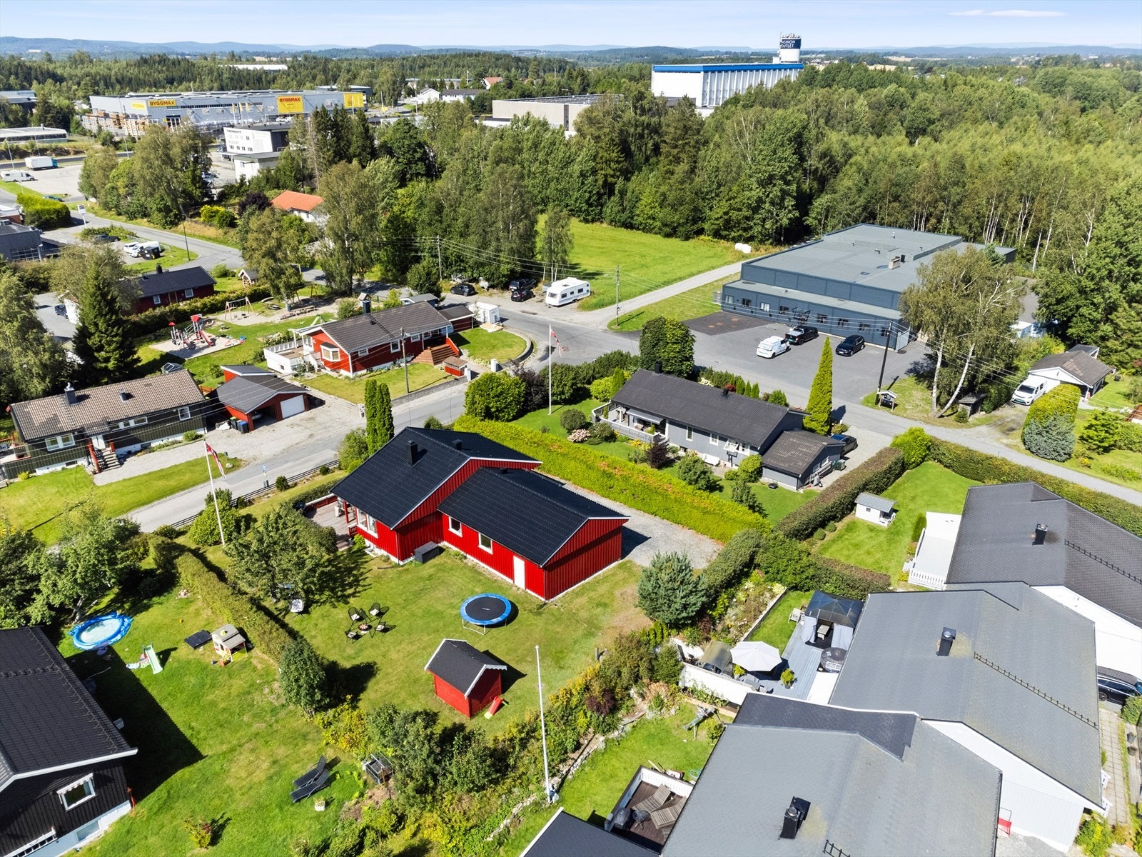 Måneveien 4 er et hjem du vil trives i. Denne bør oppleves Galleribilde