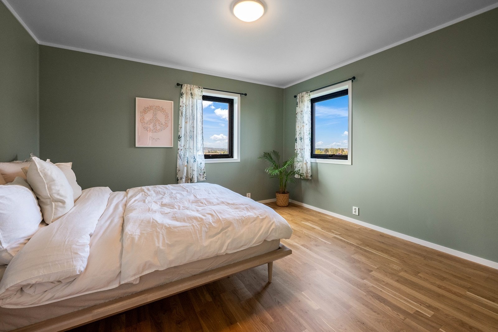 Fire soverom samlokalisert i andre etasje - ideelt for barnefamilier. Galleribilde