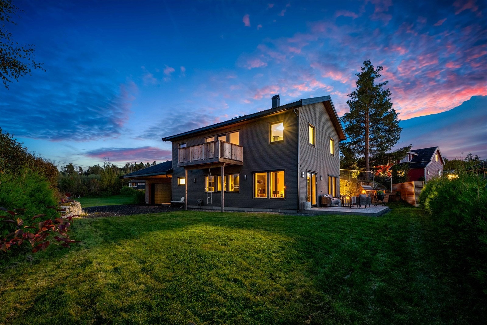 Velkommen til Blåkollstubben 13 - en eiendom spekket av ettertraktede kvaliteter! Galleribilde