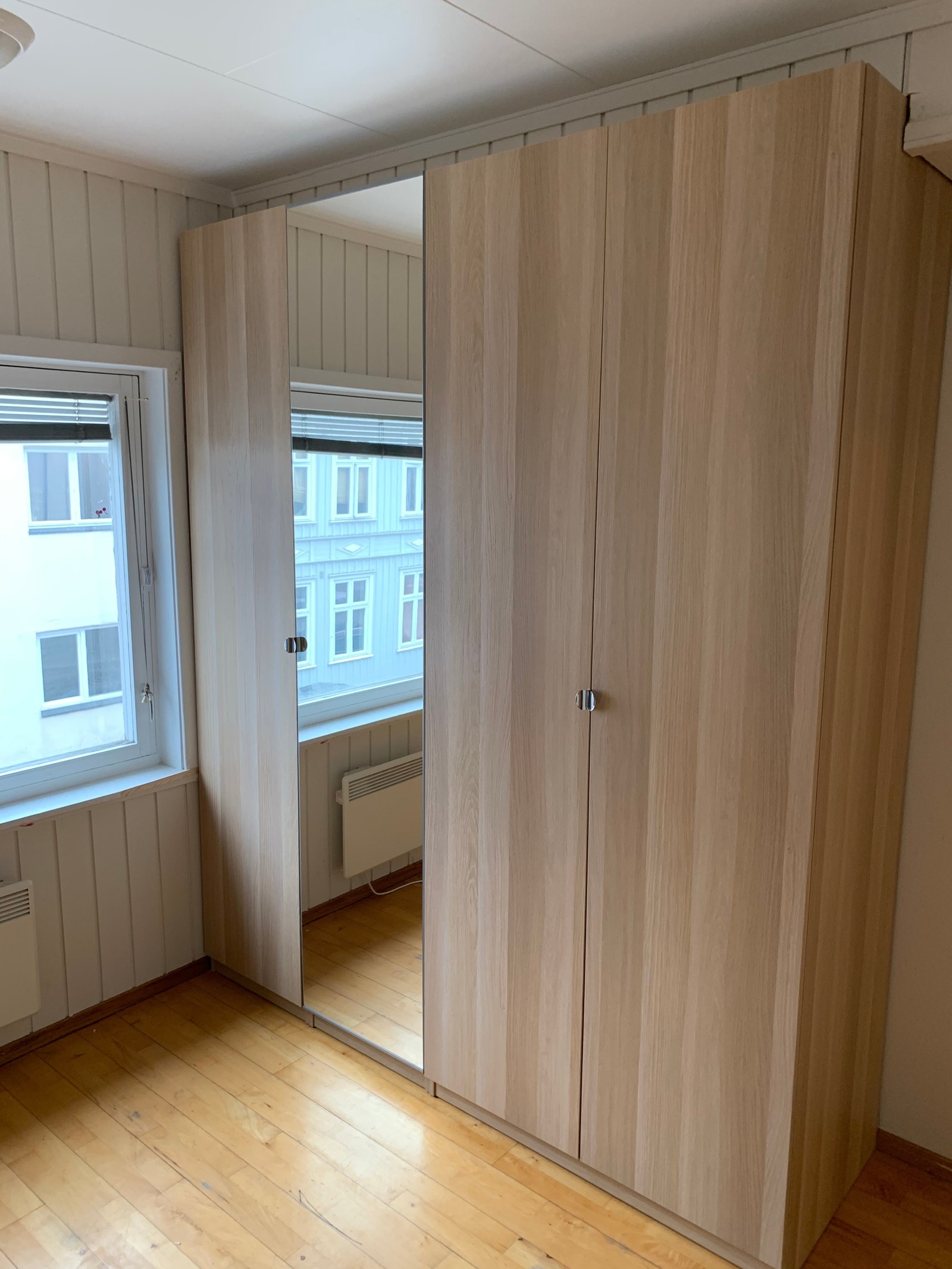 skap på store soverom Galleribilde