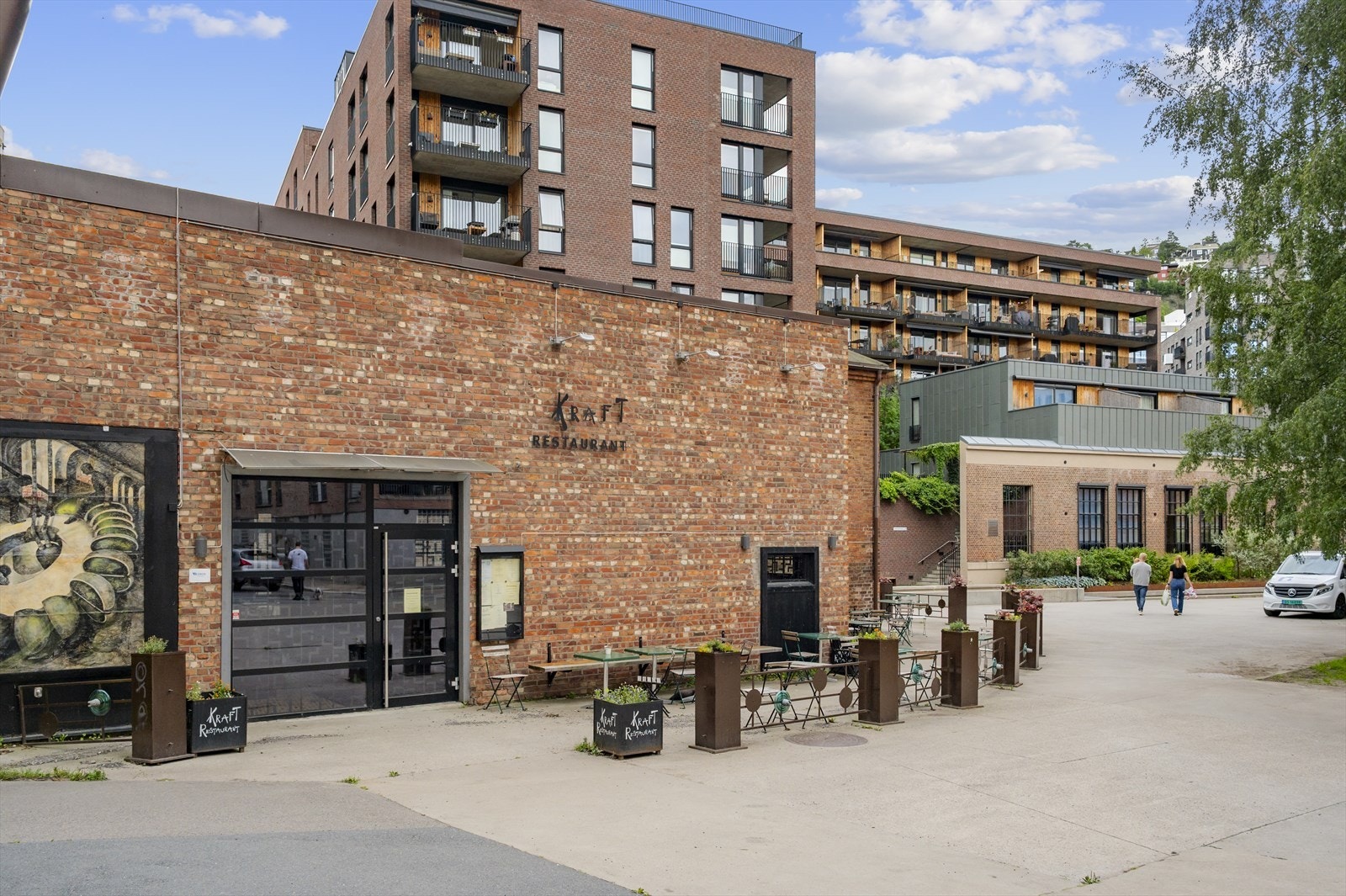Restaurant Kraft er en populær og attraktiv nabolagsrestaurant i hjertet av Kværnerbyen Galleribilde