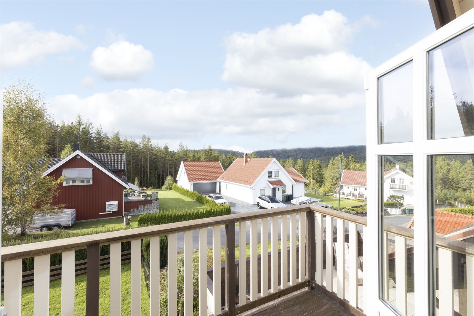 Utsikt fra balkong i 2.etg. Galleribilde